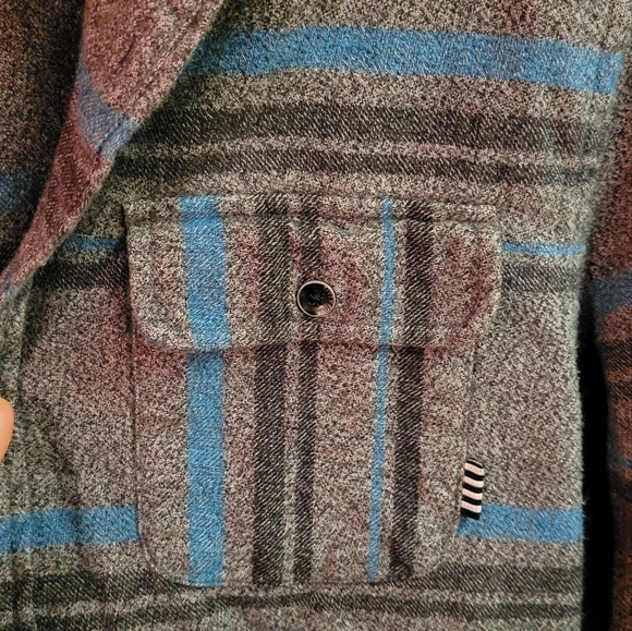 Striped button-down - Picture 4 of 7